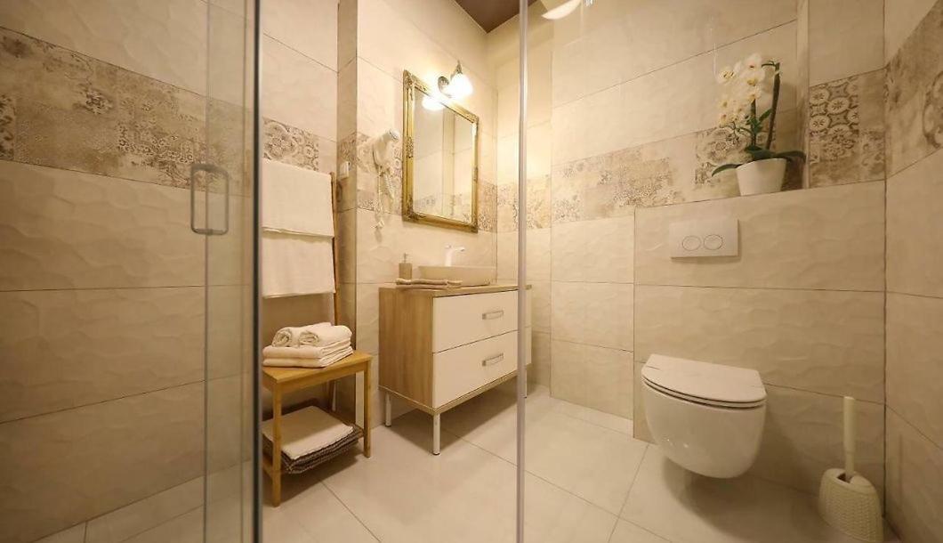 Residence Antiqua Rooms Бибинє Екстер'єр фото