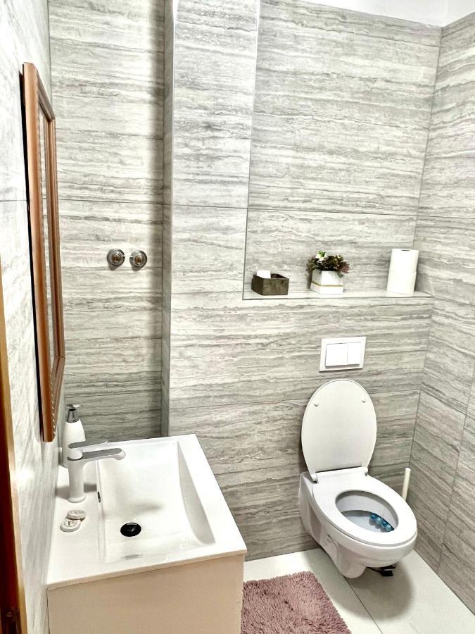 Residence Antiqua Rooms Бибинє Екстер'єр фото