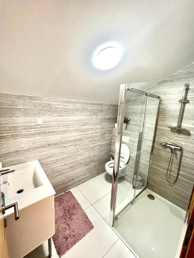 Residence Antiqua Rooms Бибинє Екстер'єр фото