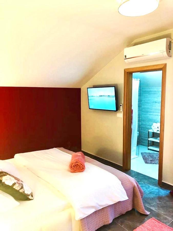 Residence Antiqua Rooms Бибинє Екстер'єр фото