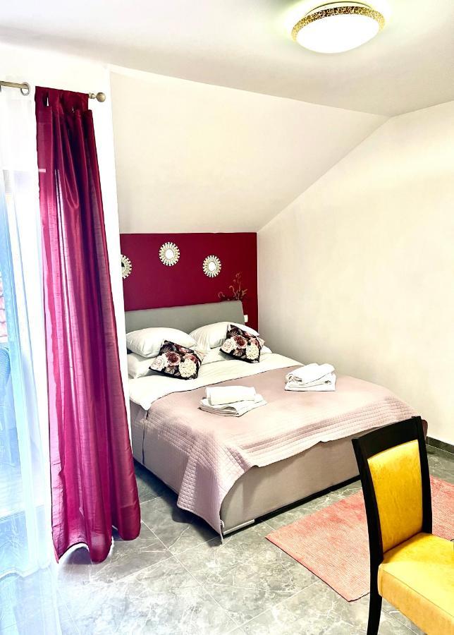 Residence Antiqua Rooms Бибинє Екстер'єр фото